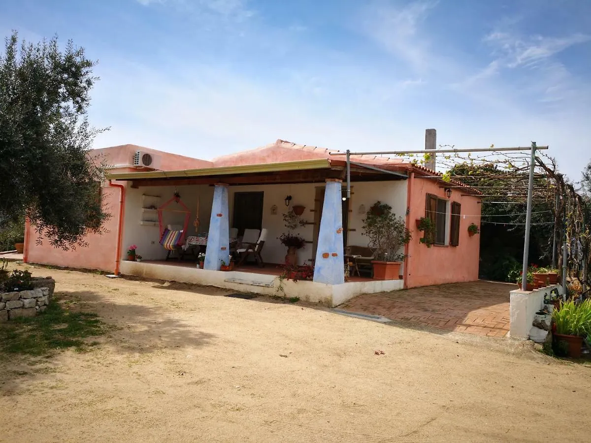 Country house Villa L'Oleandro Oliena